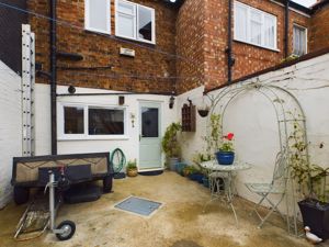 Courtyard- click for photo gallery